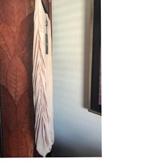 ⭐️NWT Super cute Ruched Hem Midi Skirt - Picture 5 of 5